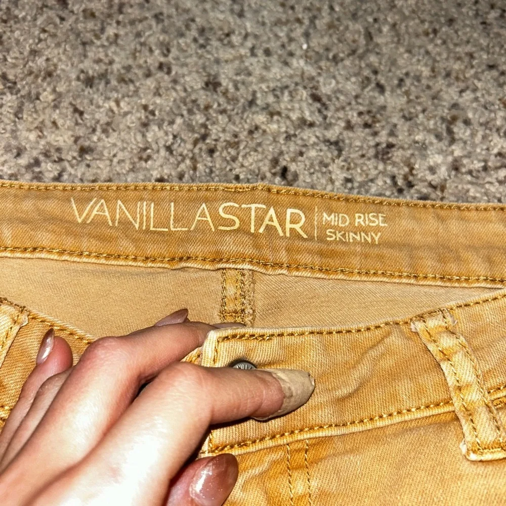 Vanilla Star Women's Light Brown Distressed Skinny Jeans - Picture 2 of 4
